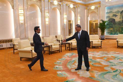 epa11254173 Chinaâ€™s Premier Li Qiang (R) welcomes Franceâ€™s Minister for Foreign and European Affairs Stephane Sejourne prior to their meeting at the Great Hall of the People in Beijing, China, 01 April 2024.  EPA/PEDRO PARDO / POOL