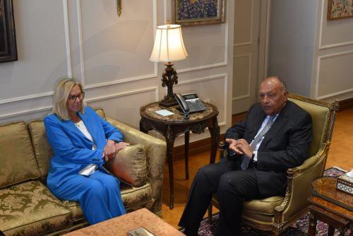 epa11279756 Egyptian Foreign Minister Sameh Shoukry (R) meets with UN Senior Humanitarian and Reconstruction Coordinator for Gaza Sigrid Kaag (L) at the foreign ministry office at the New Administrative Capital (NAC), Egypt, 15 April 2024.  EPA/TAREK WAJEH