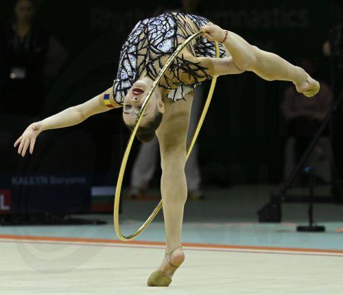 epa11363051 Annaliese Dragan of Romania performs her Hoop exercise in the qualification of the senior individuals competition of the 40th European Rhythmic Gymnastics Championships in Budapest, Hungary, 23 May 2024.  EPA/Tamas Kovacs HUNGARY OUT
