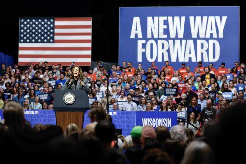 epa11616729 Democratic presidential candidate US Vice President Kamala Harris speaks during a campaign event at Veterans Memorial Coliseum at Alliant Energy Center in Madison, Wisconsin, USA, 20 September 2024 (issued 21 September 2024).  EPA/KAMIL KRZACZYNSKI