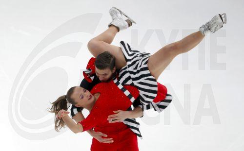 epa11865620 Maria Sofia Pucherova and Nikita Lysak of Slovakia perform in the Ice Dance Rhythm Dance at the ISU Figure Skating European Championships 2025 in Tallinn, Estonia, 31 January 2025.  EPA/TOMS KALNINS