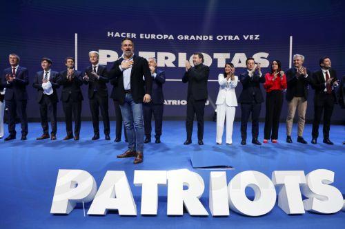 epa11882585 Leader of Spain's far-right party VOX, Santiago Abascal (5-L), reacts during the closure of first Summit of EU far-right parties in Madrid, Spain, 08 February 2025, with the attendance of European far-right-wing leaders such as Hungarian Prime Minister Viktor Orban (6-L), and Italy's Deputy Prime Minister Matteo Salvini (6-R), Dutch Party for...