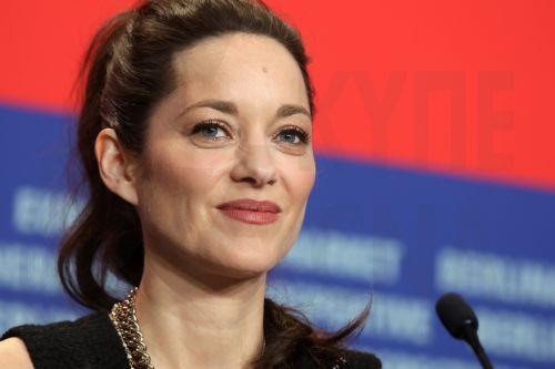 epa11900559 Actor Marion Cotillard attends the press conference for 'La Tour De Glace (The Ice Tower)' during the 75th Berlin International Film Festival, in Berlin, Germany, 16 February 2025. The Berlinale runs from 13 to 23 February 2025.  EPA/CHRISTOPHER NEUNDORF