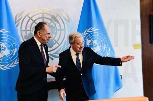 O υπουργός Εξωτερικών, Γιώργος Γεραπετρίτης (A) συναντάται με τον Γενικό Γραμματέα των Ηνωμένων Εθνών, Antonio Guterres (Δ), κατά την επίσκεψή του στη Νέα Υόρκη, την Τρίτη 25 Φεβρουαρίου 2025. Ο υπουργός Εξωτερικών, Γιώργος Γεραπετρίτης πραγματοποιεί επίσκεψη στη Νέα Υόρκη στις 23-25 Φεβρουαρίου 2025. Νωρίτερα συμμετείχε σε συνεδρίαση του Συμβουλίου...