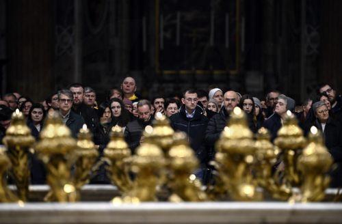 epa11933604 Faithfuls attend a Rosary prayer in St. Peter's Basilica for the health of Pope Francis in Vatican City, 01 March 2025. Pope Francis was admitted to the Agostino Gemelli Hospital in Rome on February 14 due to a respiratory tract infection.  EPA/RICCARDO ANTIMIANI