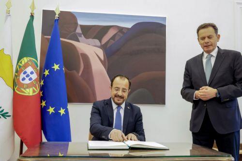 Ο Πρόεδρος της Δημοκρατίας κ. Νίκος Χριστοδουλίδης σε συνάντηση με τον Πρωθυπουργό της Πορτογαλίας κ. Luís Montenegro.