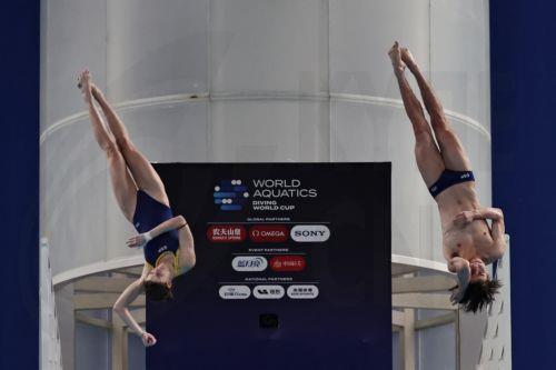 epa12069285 Ana Carvajal (L) and Jorge Rodriguez Ledesma of Spain compete in the Mixed Team event at the World Aquatics Diving World Cup 2025 Super Final in Beijing, China, 02 May 2025.  EPA/ANDRES MARTINEZ CASARES