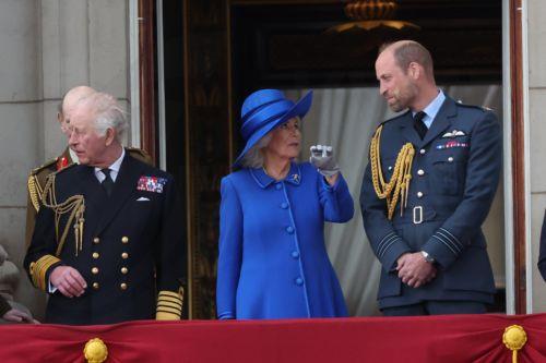 epa12075133 (L-R) Britain's King Charles III, Queen Camilla and William, Prince of Wales on the balcony at Buckingham Palace during the event to commemorate the 80th anniversary of Victory in Europe (VE Day) in London, Britain, 05 May 2025. Around 1,000 UK service personnel from the Royal Navy, the Royal Marines, the British Army and the Royal Air Force...