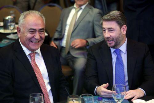 Ο πρόεδρος του ΠΑΣΟΚ-Κίνημα Αλλαγής Νίκος Ανδρουλάκης (Α) και ο Ιωάννης Χατζηθεοδοσίου (Α) πρόεδρος Επαγγελματικό Επιμελητήριο Αθηνών παρευρίσκονται  στο 2ο Ευρωπαϊκό Συνέδριο Επιχειρηματικότητας με κεντρικό θέμα: "Πώς μπορούν οι ελληνικές ΜμΕ να τροφοδοτήσουν την καινοτομία, την ανταγωνιστικότητα και την ευημερία σε μία ασταθή παγκόσμια οικονομία;", του...