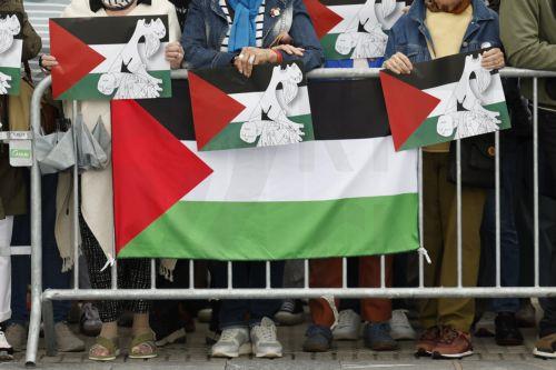 epa12149112 One of the characters from Picasso's Guernica painted on Palestinian flags during a protest against the Israeli offensive in the Gaza Strip, in San Sebastian, Basque Country, Spain, 01 June 2025. More than 54,400 Palestinians have been killed in the Gaza Strip, according to the Palestinian Ministry of Health, since Israel launched a military...