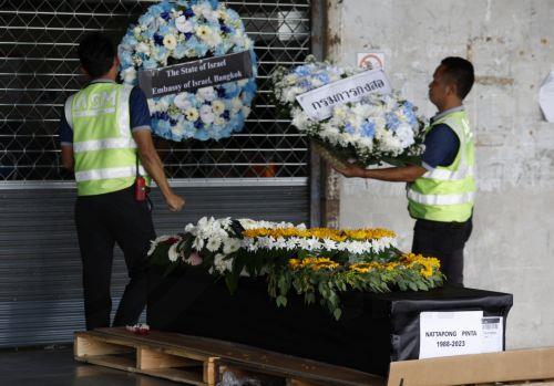 epaselect epa12169705 The coffin of Thai worker Nattapong Pinta, who was taken hostage in the Hamas-led 07 October 2023 attacks on Israel, after the body was repatriated to Thailand, at Suvarnabhumi Airport in Samut Prakan province, Thailand, 11 June 2025. Thailand's Ministry of Foreign Affairs has confirmed the return of the body of Nattapong Pinta, the...