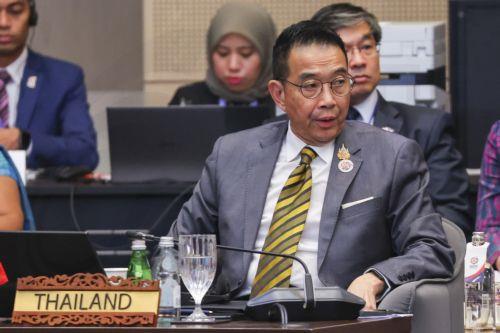 epa12231041 Thailand's Minister of Foreign Affairs Maris Sangiampongsa attends the 32nd Association of Southeast Asian Nations (ASEAN) Regional Forum at the 58th Association of Southeast Asian Nations (ASEAN) Foreign Ministers’ Meetings in Kuala Lumpur, Malaysia, 11 July 2025.  EPA/FAZRY ISMAIL