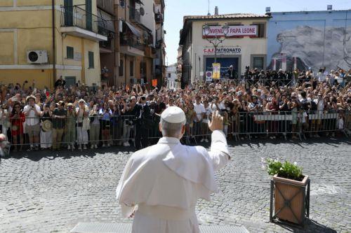 epa12249141 A handout picture provided by the Vatican Media shows Pope Leo XIV waving to the faithful as he presides over a holy mass in the Cathedral of St. Pancras in Albano near Rome, Italy, 20 July 2025.  EPA/VATICAN MEDIA HANDOUT HANDOUT EDITORIAL USE ONLY/NO SALES