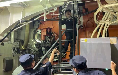 epa12283966 A still image taken from a handout video provided by the press service of the Russian Ministry of Defence shows Chinese and Russian naval sailors taking part in joint search and rescue drills in the Sea of Japan, near Vladivostok, Russia, 05 August 2025, as part of the 'Maritime Interaction 2025' exercises. The Russian Navy and Chinese Navy...