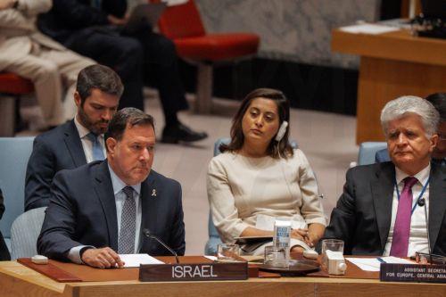 epa12292650 Israel's Deputy Permanent Representative to the United Nations Jonathan Miller (L) attends an emergency Security Council meeting at United Nations (UN) headquarters in New York, New York, USA, 10 August 2025. The meeting was called in response to Israel's recent announcement of their plans to occupy Gaza City.  EPA/OLGA FEDEROVA