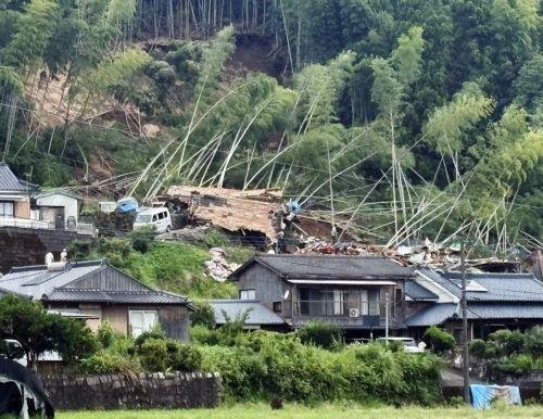 epa12293090 A house is seen destroyed by a landslide in Aira, Kagoshima Prefecture, southwestern Japan, 10 August 2025 (issued 11 August 2025). Kyushu island was hit by continuous heavy rainfall due to a stagnant front, causin the Japan Meteorological Agency issued a special heavy rainfall warning in the Kumamoto Prefecture area. Torrential rain triggered...