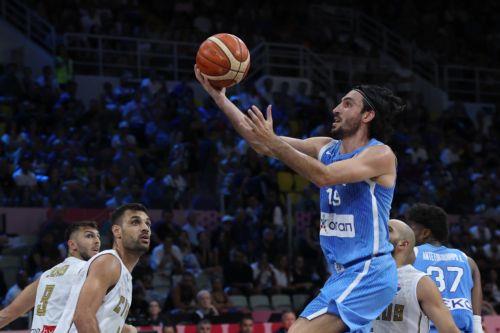 epa12337276 Greece’s Dimitrios Katsivelis in action during the FIBA EuroBasket 2025 group phase basketball match between Cyprus and Greece, in Limassol, Cyprus, 30 August 2025.  EPA/GEORGI LICOVSKI