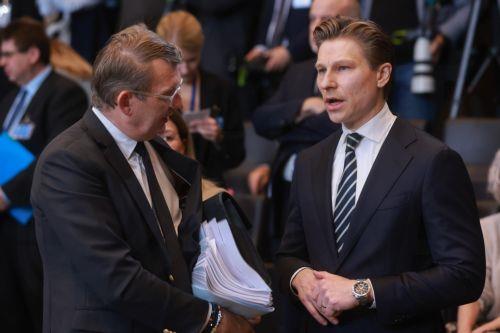 epa12454965 Danish Defence Minister Troels Lund Poulsen (L) and Finnish Minister of Defense Antti Hakkanen during the NATO Ministers of Defence meeting in Brussels, Belgium, 15 October 2025. The meeting of the North Atlantic Council in Defence Ministers' Session will be followed by a Ukraine Contact Group meeting.  EPA/OLIVIER HOSLET