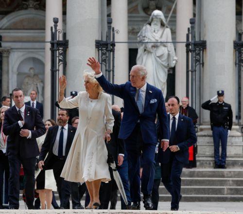 epa12475697 Britain's King Charles III (R) with Queen Camilla, attend the ceremony of his appointment as Royal Confrater of St. Paul at the Basilica of Saint Paul Outside the Walls, in Rome, Italy, 23 October 2025.  EPA/GIUSEPPE LAMI