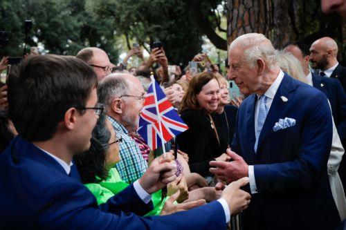 epa12475702 Britain's King Charles III (R) attends the ceremony of his appointment as Royal Confrater of St. Paul at the Basilica of Saint Paul Outside the Walls, in Rome, Italy, 23 October 2025.  EPA/GIUSEPPE LAMI