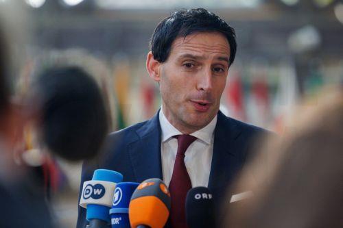 epa12502525 European Commissioner for Climate, Net Zero and Clean Growth Wopke Hoekstra speaks with the media during the European Environment Council meeting in Brussels, Belgium, 04 November 2025. European environment ministers are in Brussels to discuss the European Climate Law amendment and the urgent need for postponement and substantive simplification...