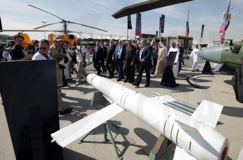 epa12531375 Sheikh Mohamed bin Zayed Al Nahyan (C), President of the United Arab Emirates and Ruler of the emirate of Abu Dhabi, tours the Russian pavilion at the exhibition of the Dubai Airshow 2025 at Dubai World Central - Al Maktoum International Airport, in Jebel Ali, Dubai, United Arab Emirates, 17 November 2025. The 19th edition of the Dubai Airshow...