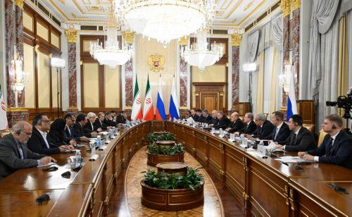 epa12531409 Russian Prime Minister Mikhail Mishustin (6-R) and Iranian First Vice President Mohammad Reza Aref (6-L) attend a meeting on the sidelines of the 24th meeting of the Council of Heads of Government of member states of the Shanghai Cooperation Organization (SCO), in Moscow, Russia, 17 November 2025.  EPA/ALEXANDER MIRIDONOV / SPUTNIK / GOVERNMENT...