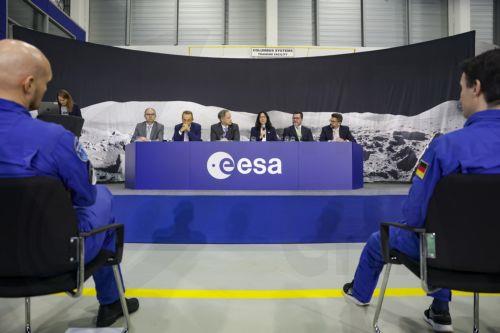 epa12537479 (L-R, back) Thales Alenia Space Director of European Business Yvan Baillion, Thales Alenia Space Deputy CEO and Senior Vice President Giampiero Di Paolo, ESA Director of Human and Robotic Exploration Daniel Neuenschwander, CEO of OHB System AG Chiara Pedersoli, Thales Alenia Space CEO Richard Thorburn and Nammo Space Vice President Rob Selby...
