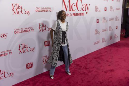 epa12582043 US actor Ayo Edebiri arrives at the red carpet for the world premiere of the film 'Ella McCay' at the El Capitan Theatre in Los Angeles, California, USA, 09 December 2025.  EPA/JILL CONNELLY