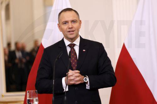 epa12584973 Polish President Karol Nawrocki attends a joint press conference with the Latvian president after their meeting in Riga, Latvia, 11 December 2025.  EPA/TOMS KALNINS