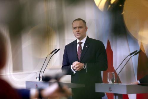 epa12584974 Polish President Karol Nawrocki attends a joint press conference with the Latvian president after their meeting in Riga, Latvia, 11 December 2025.  EPA/TOMS KALNINS