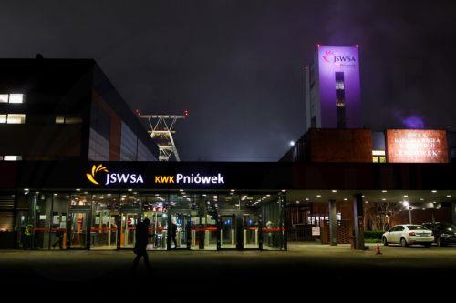 epa12609454 A view of the Pniowek coal mine operated by Jastrzebska Coal Company in Pawlowice, southern Poland, 22 December 2025. A rescue operation is underway after contact was lost with two miners following a methane related incident at a depth of 830 metres; eight of the ten miners working at the site were safely evacuated.  EPA/Kasia Zaremba POLAND OUT