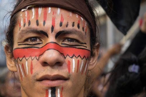 epa12639426 A person looks on during a demonstration in Caracas, Venezuela, 09 January 2026. Supporters of Venezuelan President Nicolas Maduro called for his release after he and his wife, Cilia Flores, were captured by US forces during a military operation on 03 January 2026. Maduro and Flores are being held in the United States on drug trafficking and...
