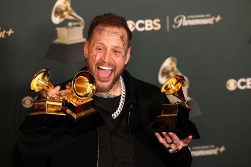 epaselect epa12699501 US singer Jelly Roll poses in the press room with the Grammy awards for the Best Contemporary Country Album for 'Beautifully Broken',  Best Country Duo/Group Performance for 'Amen', and Best Contemporary Christian Music Performance/Song for 'Hard Fought Hallelujah' during the 68th annual Grammy Awards ceremony at Crypto.com Arena in...
