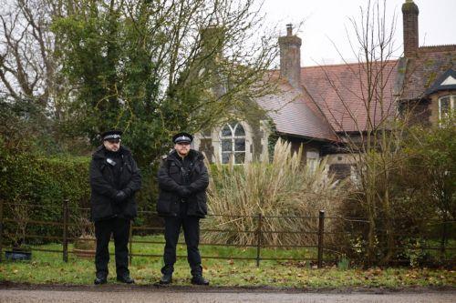 epaselect epa12757578 Police officers outside Wood Farm where Andrew Mountbatten-Windsor (formerly  Prince Andrew, the Duke of York) was arrested in Sandringham, Norfolk, Britain, 19 February 2026. Mountbatten-Windsor was arrested on the morning of the 19 February by Thames Valley Police who stated the arrest was made 'on suspicion of misconduct in public...