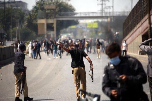 epa12786654 Protestors clash with security forces in Karachi, Pakistan, on 01 March 2026, near the US consulate after Iranian Supreme Leader Ayatollah Ali Khamenei was killed in an Israeli airstrike in Iran. At least 9 protestors were killed in the clashes, according to reports. According to a statement from Iranian state media issued on 01 March 2026,...