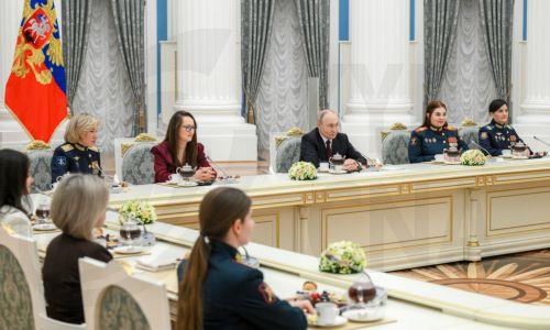 epa12797421 Russian President Vladimir Putin (3-R) meets with women representing various professional fields to congratulate them with the upcoming International Women's Day at the Kremlin, in Moscow, Russia, 05 March 2026.  EPA/PELAGIYA TIKHONOVA / SPUTNIK / KREMLIN POOL MANDATORY CREDIT