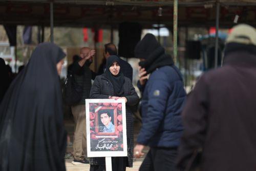 epa12805693 Iranians attend funeral for victims of the conflict between Iran, Israel and the US, at the Behesht Zahra cemetery in southern Tehran, Iran, 09 March 2026. A joint Israeli and US military operation continues to target multiple locations across Iran, since the early hours of 28 February 2026.  EPA/ABEDIN TAHERKENAREH