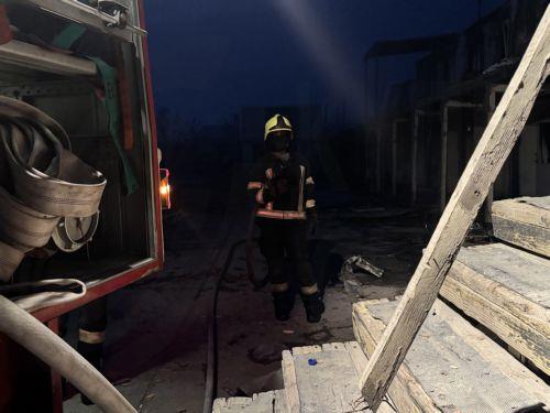 epa12826322 Firefighters work at the scene of alleged Pakistani airstrikes in Kabul, Afghanistan, 17 March 2026.  Afghan authorities alleged that Pakistani strikes targeted a drug addiction treatment facility in Kabul, resulting in civilian deaths. The escalation comes amid growing tensions along the border, with Pakistan saying it targets bases of the...