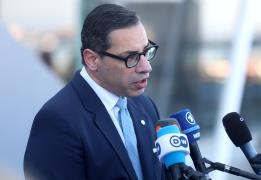 Επίσκεψη στο Ουζμπεκιστάν πραγματοποιεί 