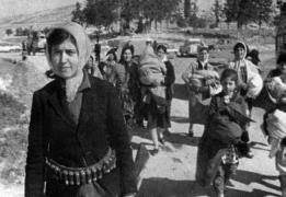 Τέσσερις γενιές ξεριζωμένων: Σχεδόν 250.