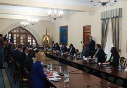 Hükûmetten doğal gaz ve “Herkese Kahvalt