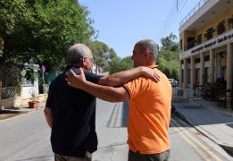 Kyriakos ve Mustafa: Ölene kadar kayıp k