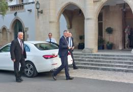 Eπαφές Λακρουά στην Κύπρο τη Δευτέρα, η 