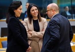 Χαιρετίζει στήριξη ΕΕ στο Κυπριακό και α