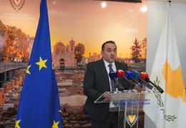 Turizm Müsteşarı Koumis, turizm akışında