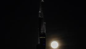 Ροζ φεγγάρι στο Ντουμπάι