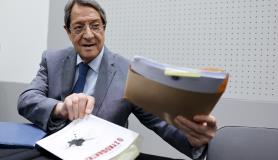 Ο τέως ΠτΔ Ν. Αναστασιάδης δίδει συνέντευξη Τύπου για το πόρισμα για το "Κράτος Μαφία"