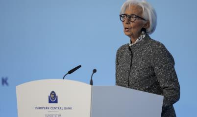 Σε επιφυλακή η ΕΚΤ για τις επόμενες κινή