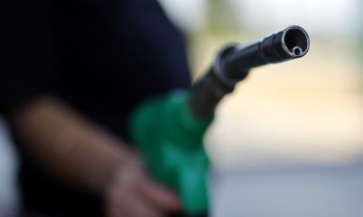 Η τιμή του Μπρεντ πλησιάζει τα 125 δολάρ